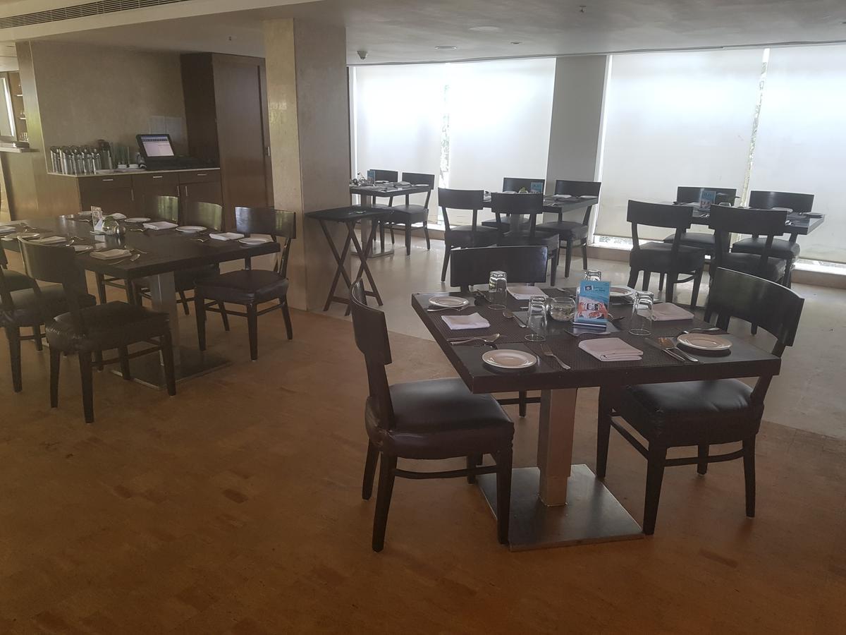Peerless Hotel Haidarábád Kültér fotó