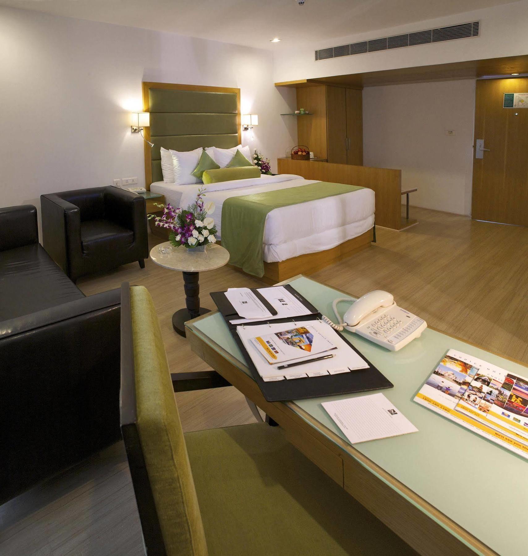 Peerless Hotel Haidarábád Kültér fotó